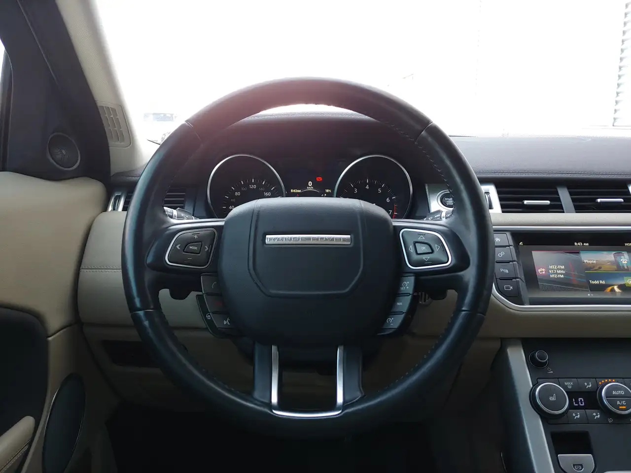 Land Rover Range Rover Evoque photo Land Rover Range Rover Evoque