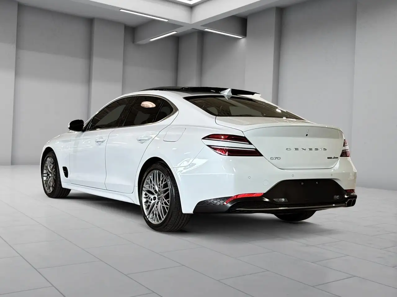 Genesis G70 снимка Genesis G70