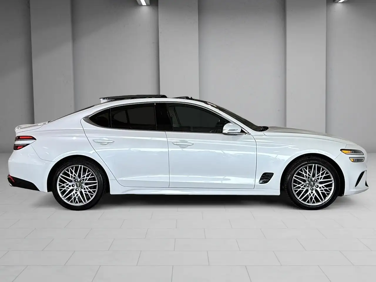 Genesis G70 снимка Genesis G70