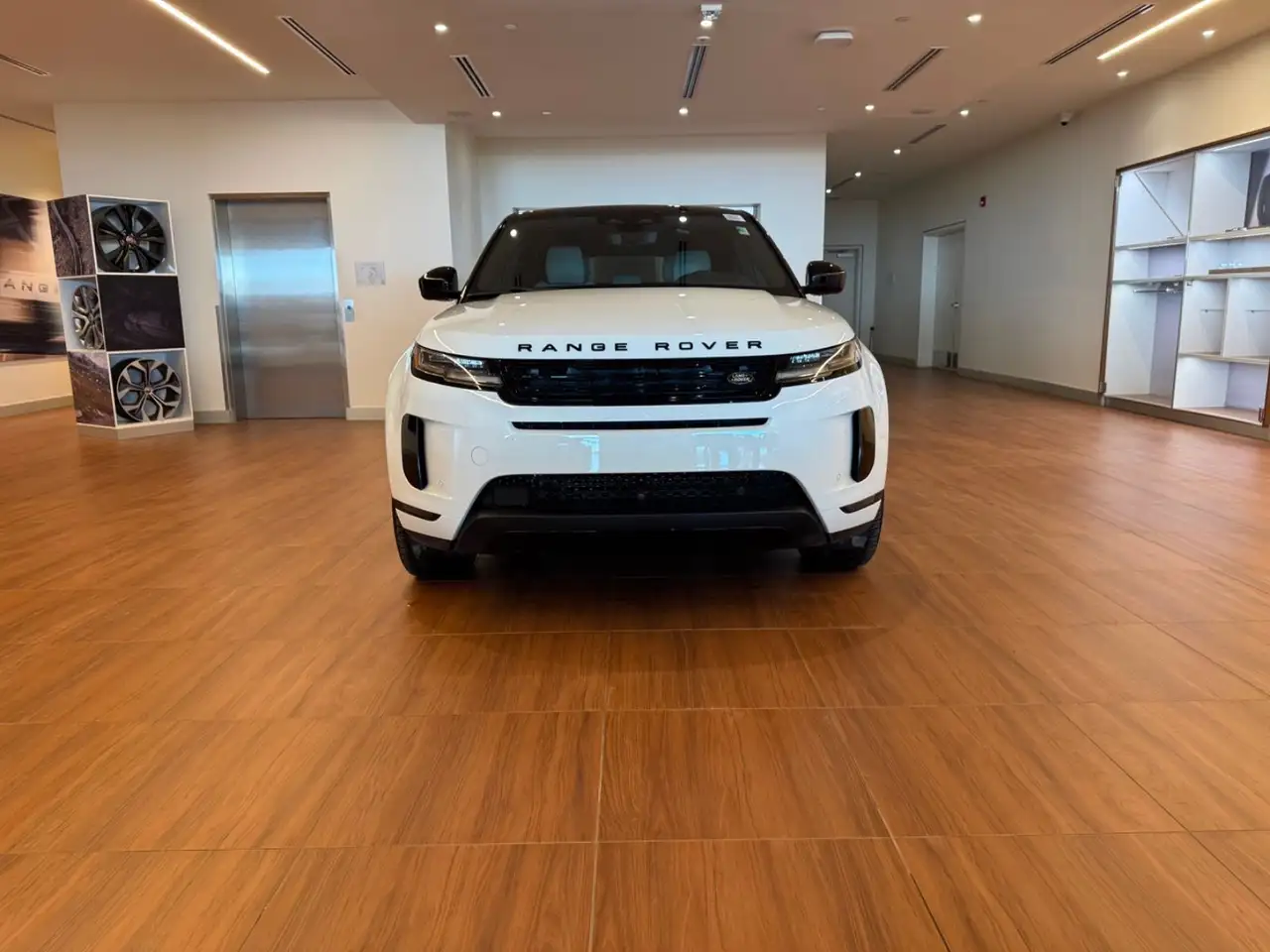 Land Rover Range Rover Evoque снимка Land Rover Range Rover Evoque