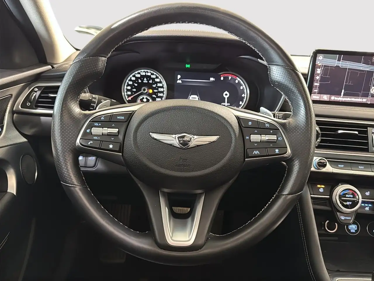 Genesis G70 снимка Genesis G70
