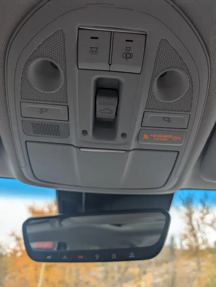 Genesis G70 снимка Genesis G70