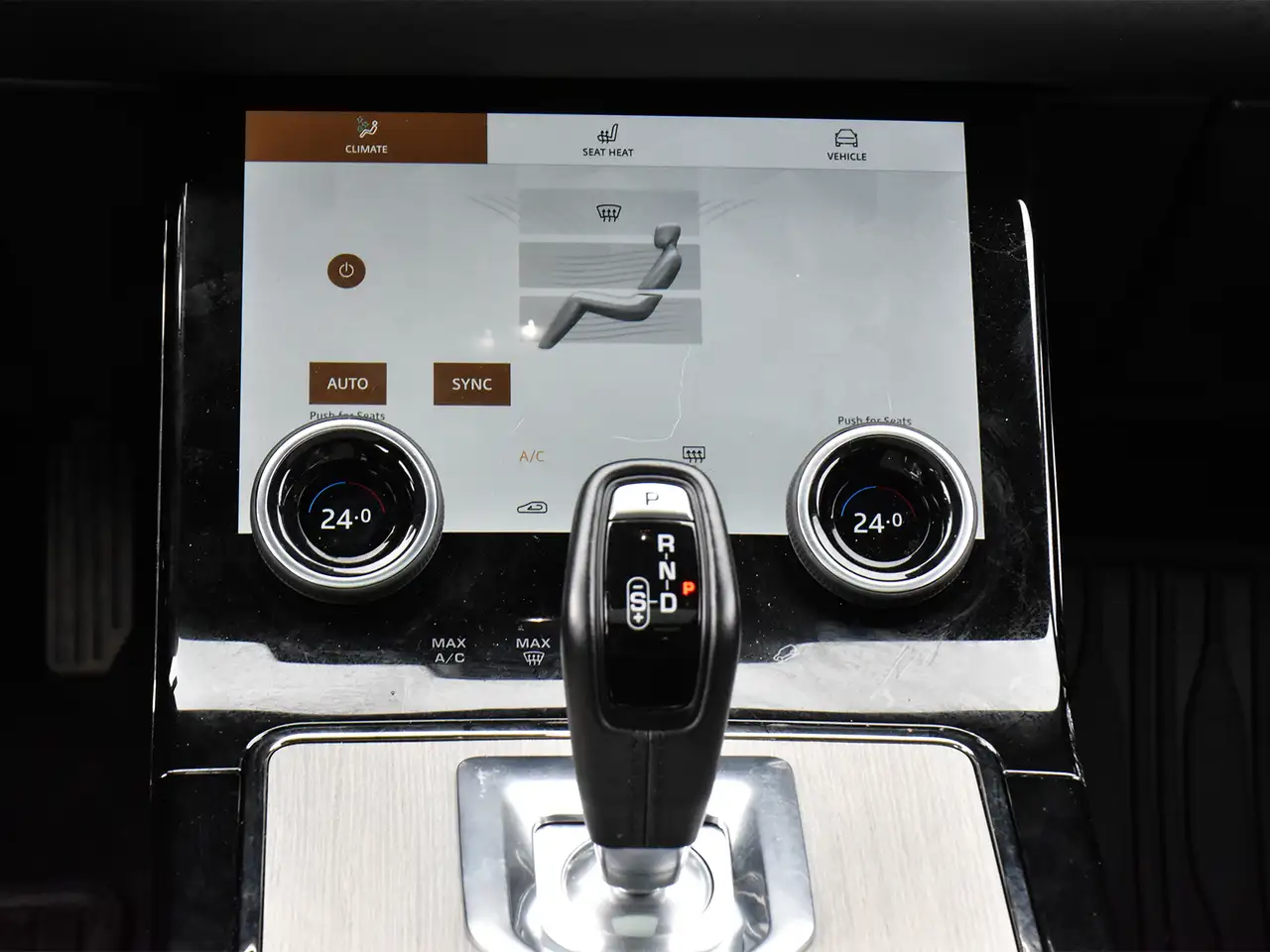 Land Rover Range Rover Evoque photo Land Rover Range Rover Evoque