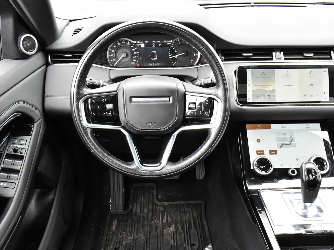 Land Rover Range Rover Evoque photo Land Rover Range Rover Evoque