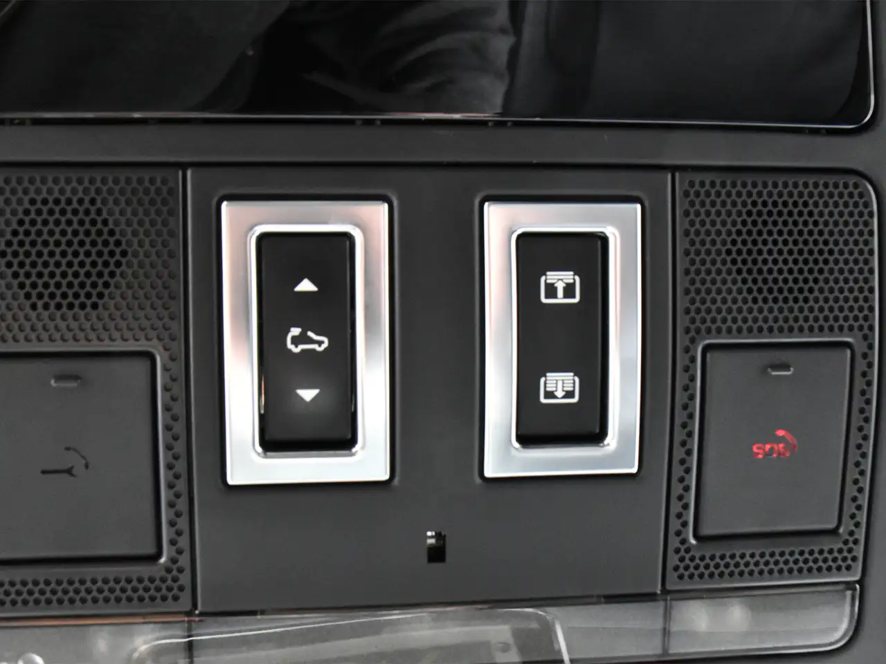 Land Rover Range Rover Evoque photo Land Rover Range Rover Evoque