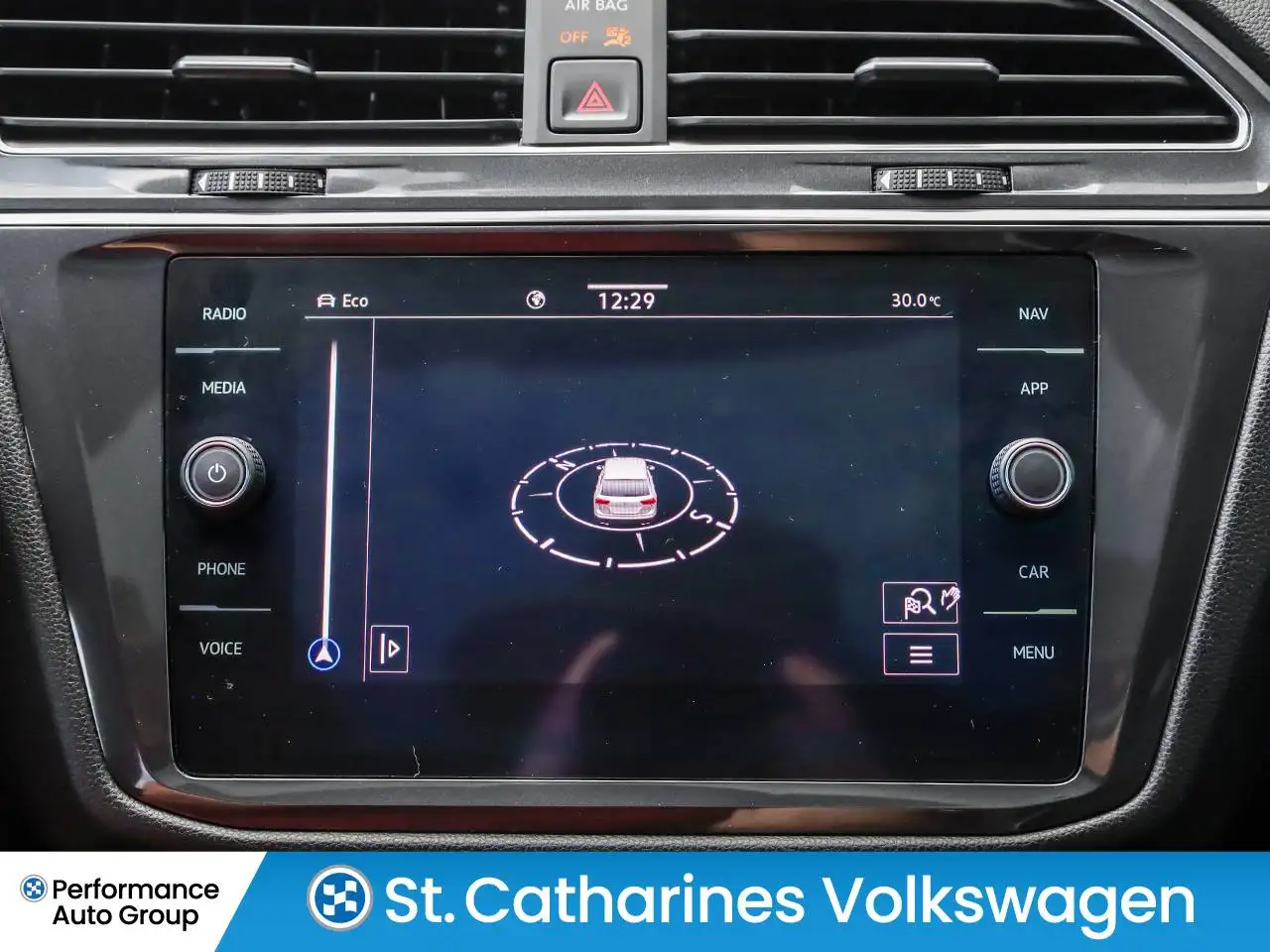 Volkswagen Tiguan photo Volkswagen Tiguan