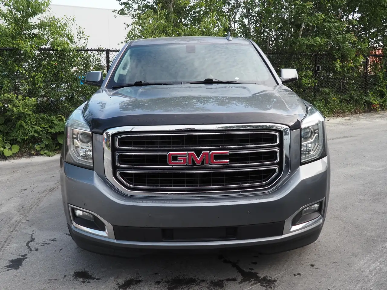 GMC Yukon снимка GMC Yukon