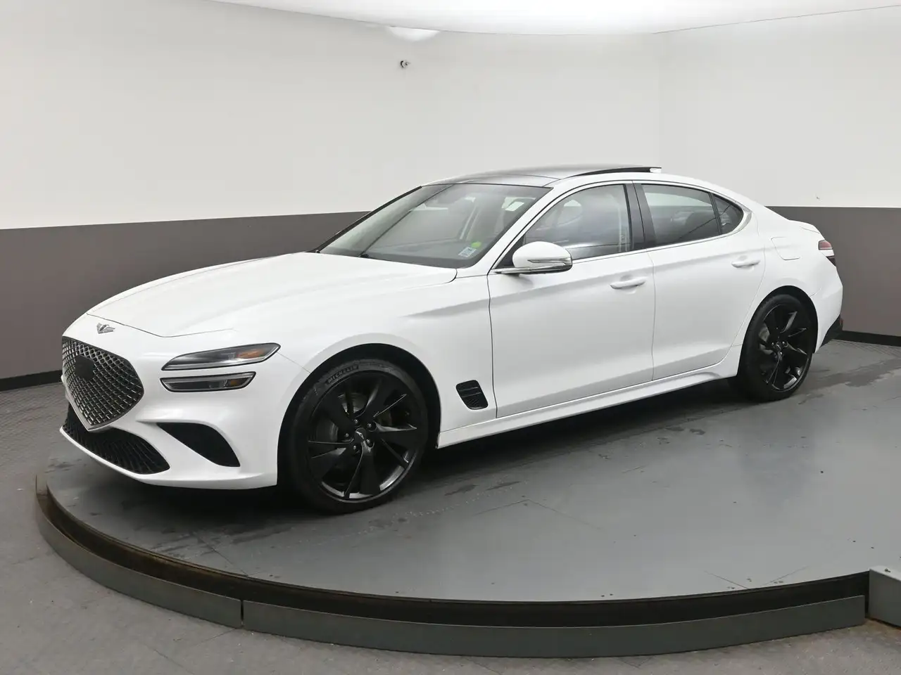 Genesis G70 снимка Genesis G70