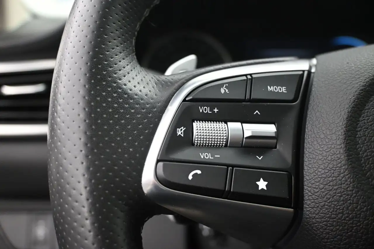Genesis G70 снимка Genesis G70