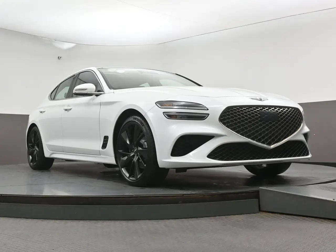 Genesis G70 снимка Genesis G70