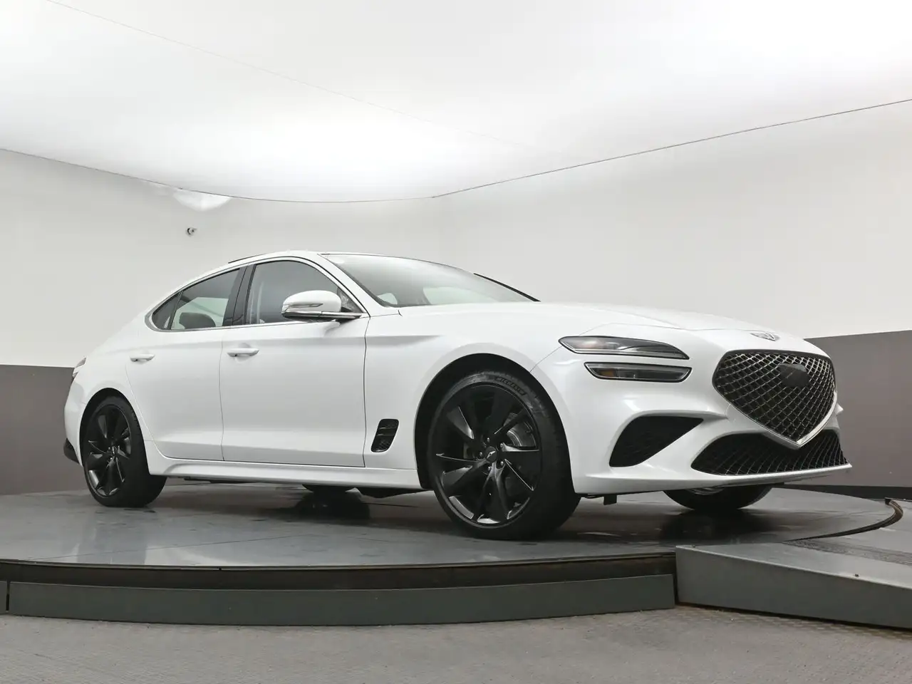 Genesis G70 снимка Genesis G70