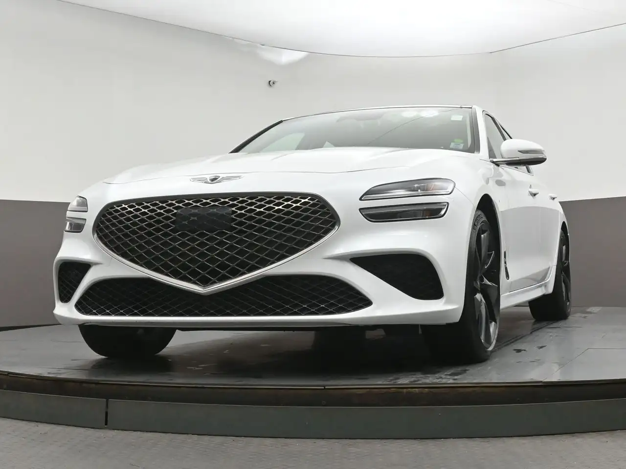 Genesis G70 снимка Genesis G70