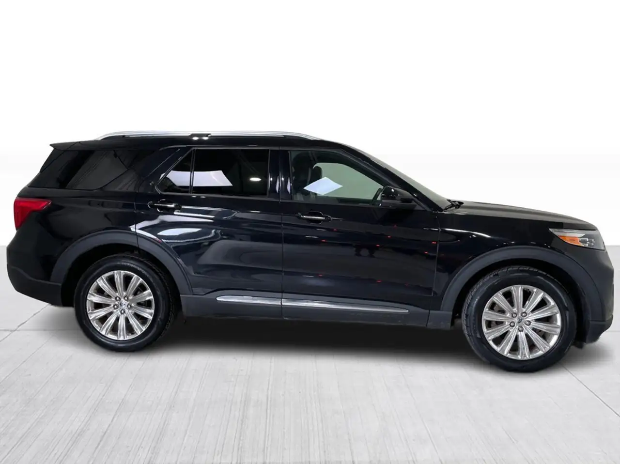 Ford Explorer photo Ford Explorer