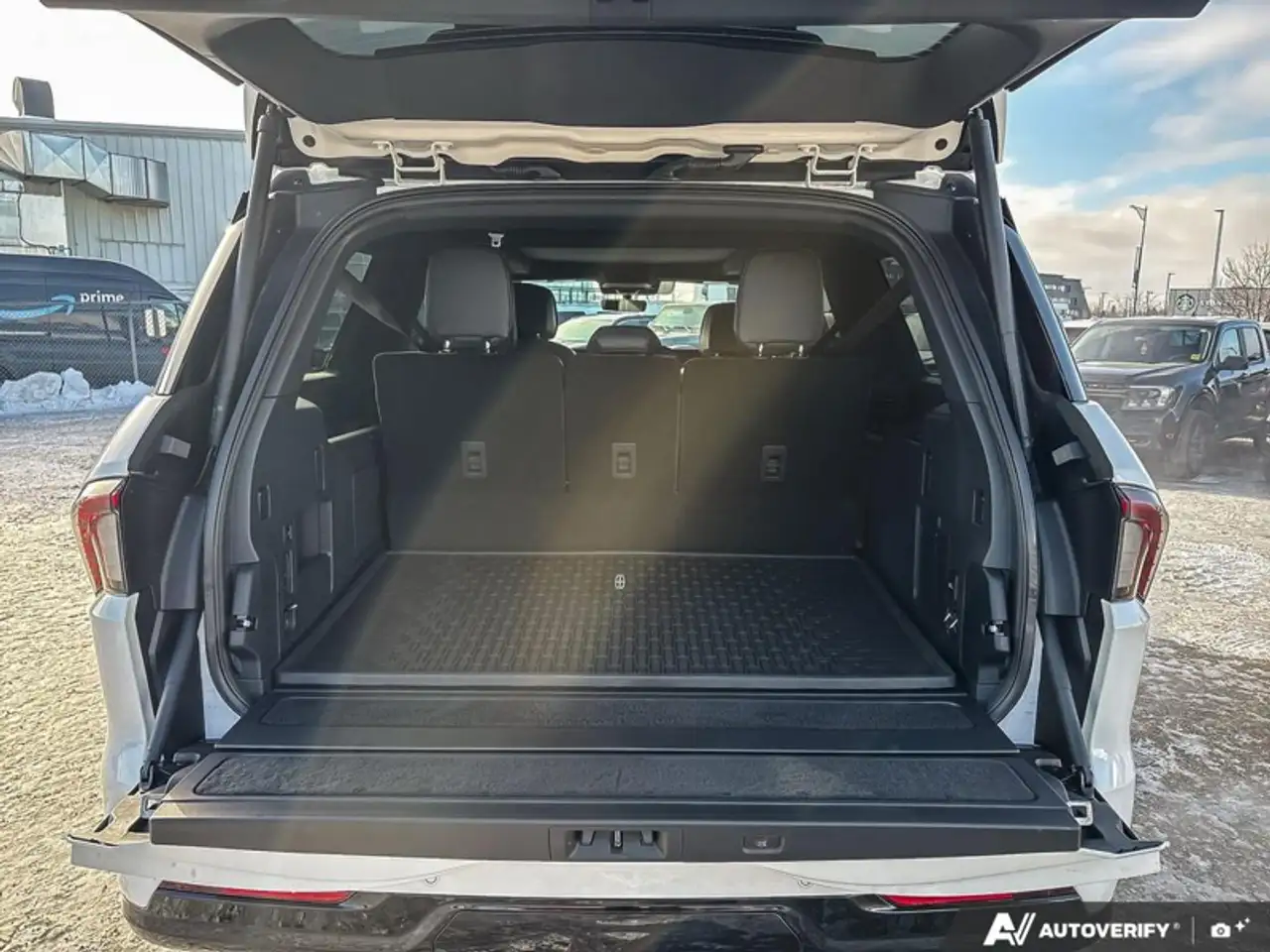 Lincoln Navigator снимка Lincoln Navigator