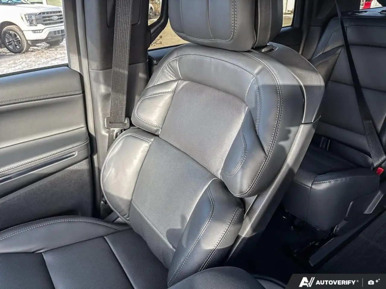 Lincoln Navigator снимка Lincoln Navigator