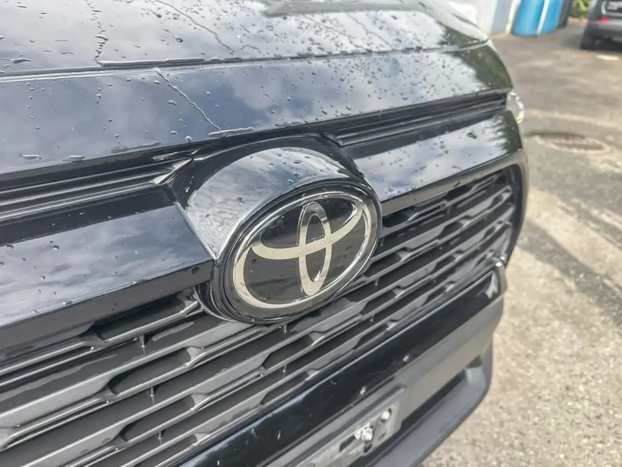 Toyota RAV 4 снимка Toyota RAV 4