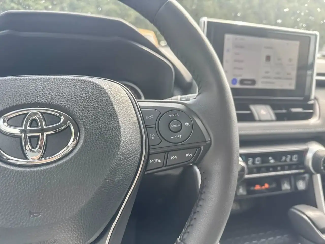 Toyota RAV 4 снимка Toyota RAV 4