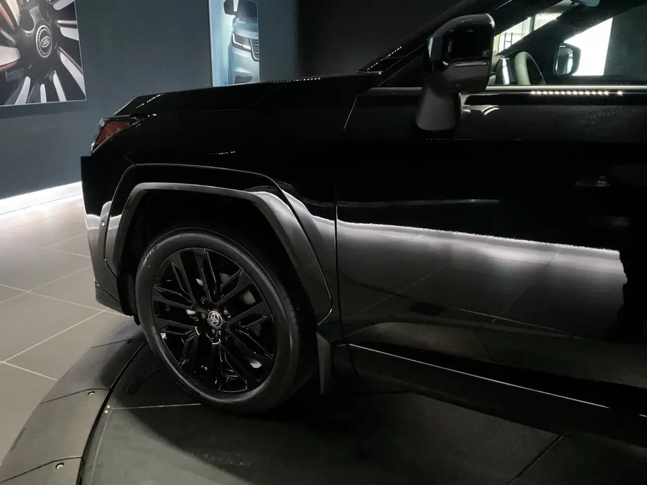 Toyota RAV 4 снимка Toyota RAV 4