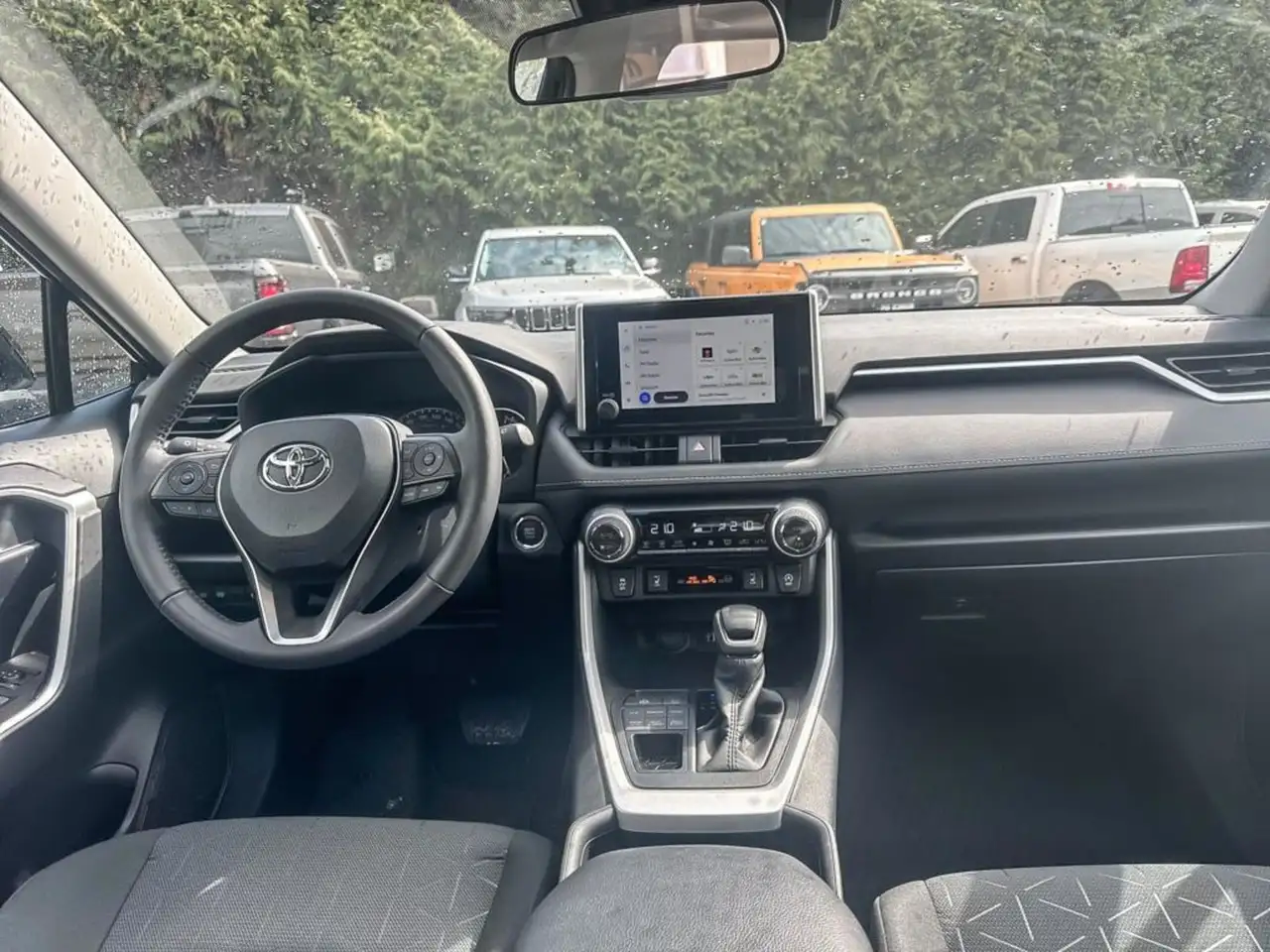 Toyota RAV 4 снимка Toyota RAV 4