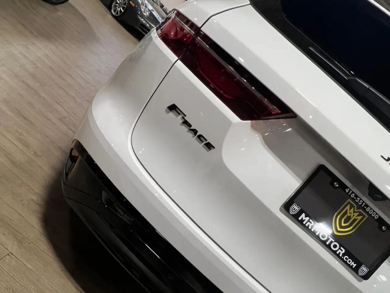 Jaguar F-Pace photo Jaguar F-Pace