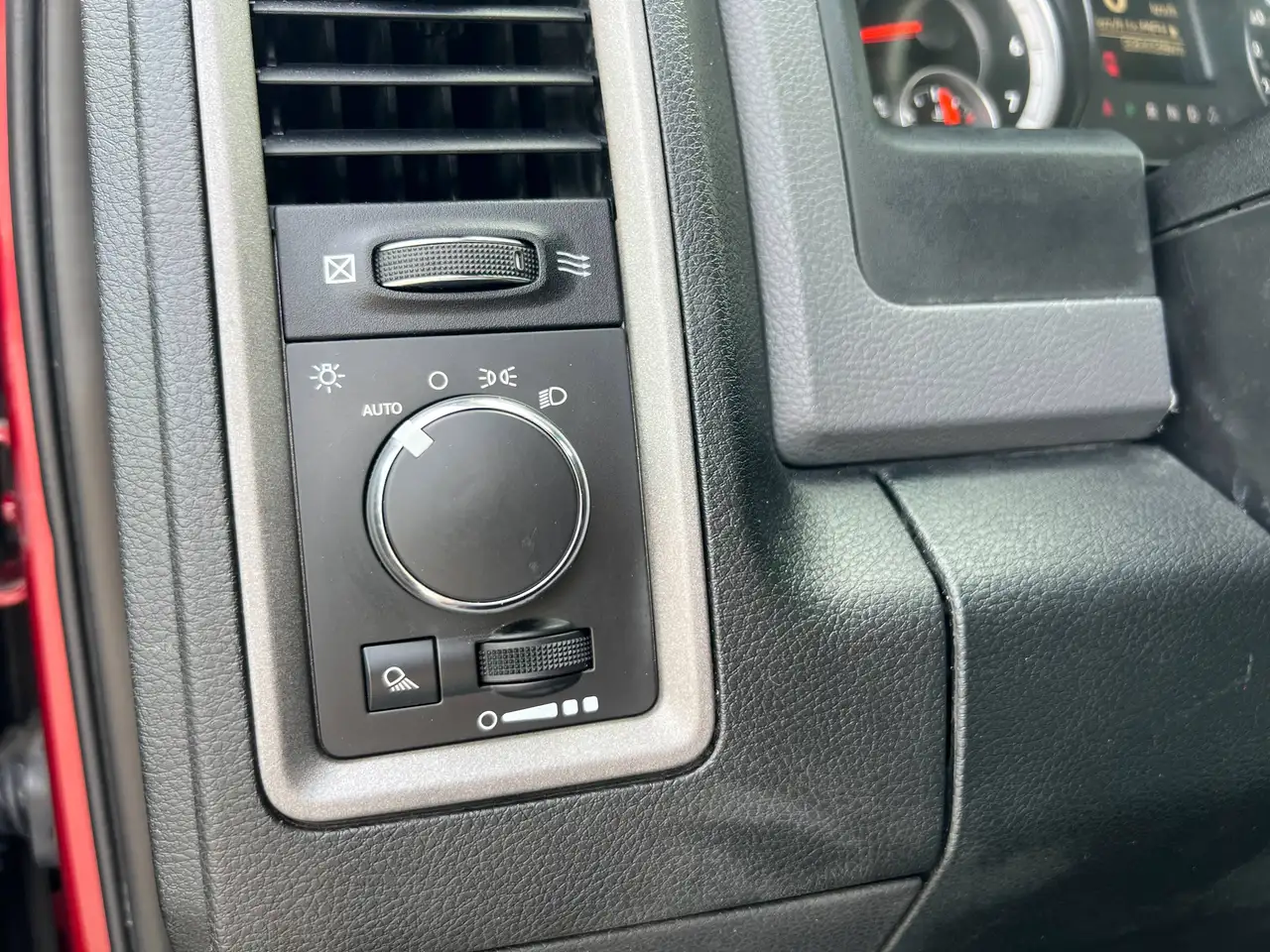 RAM 1500 fotografie RAM 1500
