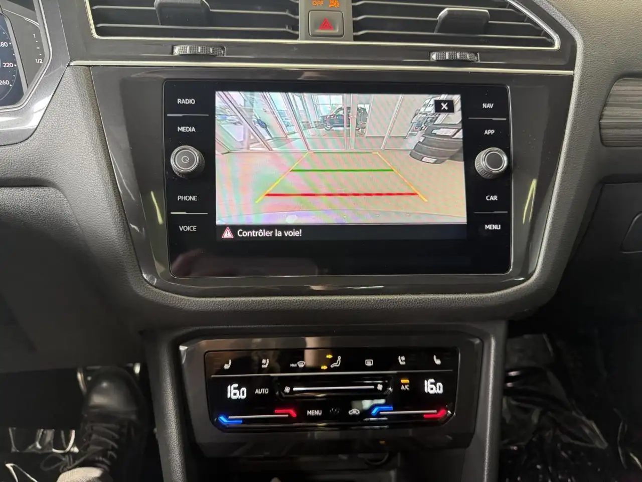Volkswagen Tiguan снимка Volkswagen Tiguan