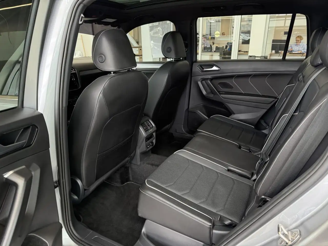 Volkswagen Tiguan снимка Volkswagen Tiguan