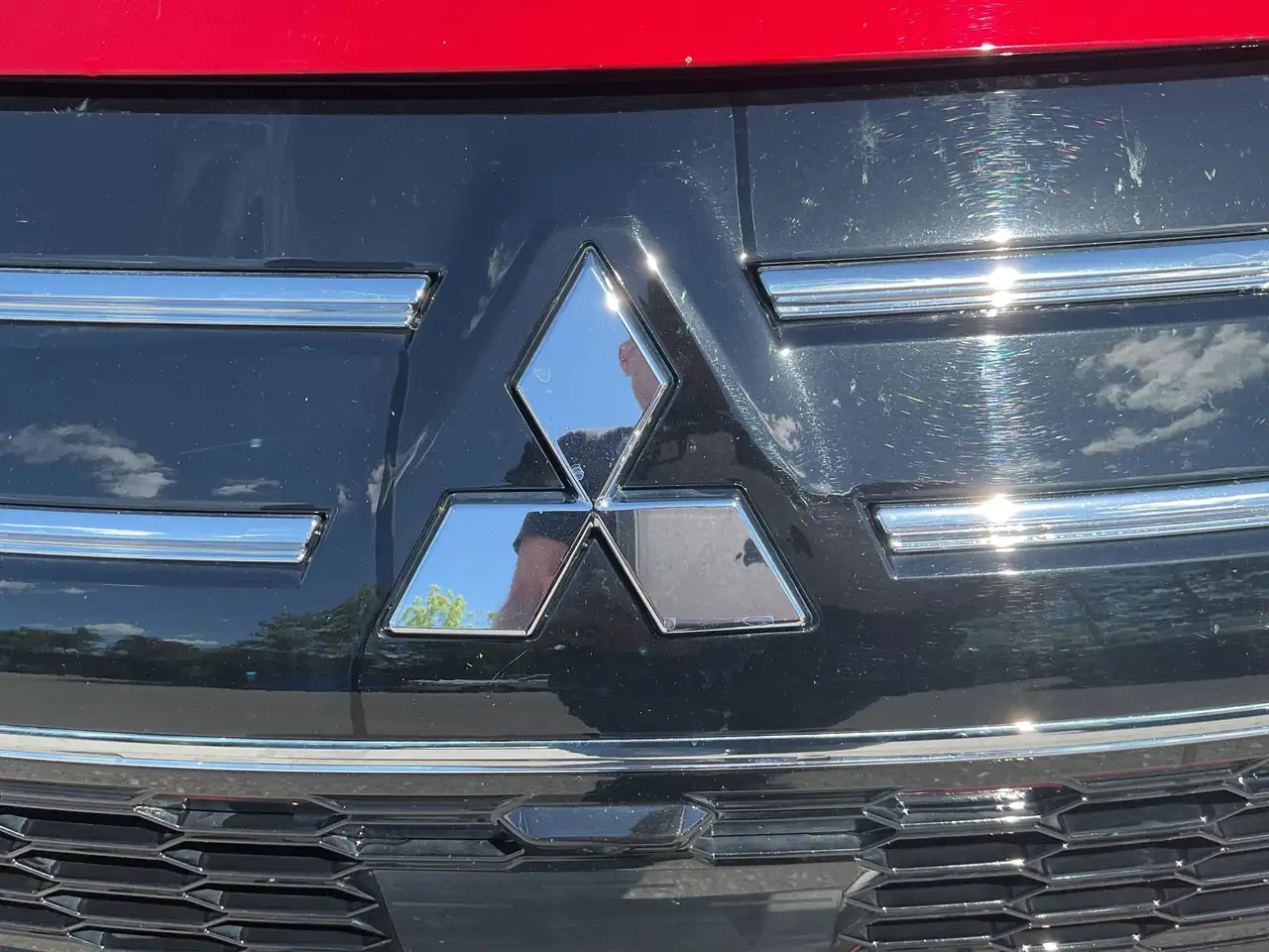 Mitsubishi Outlander photo Mitsubishi Outlander