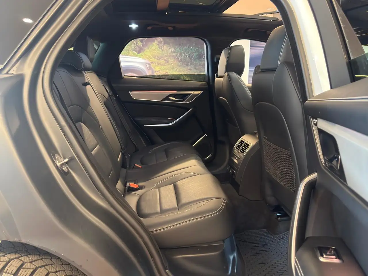 Jaguar F-Pace fotografie Jaguar F-Pace