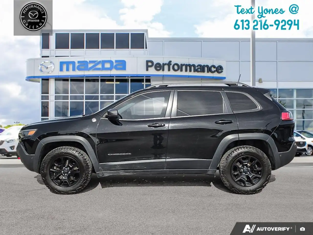 Jeep Cherokee photo Jeep Cherokee