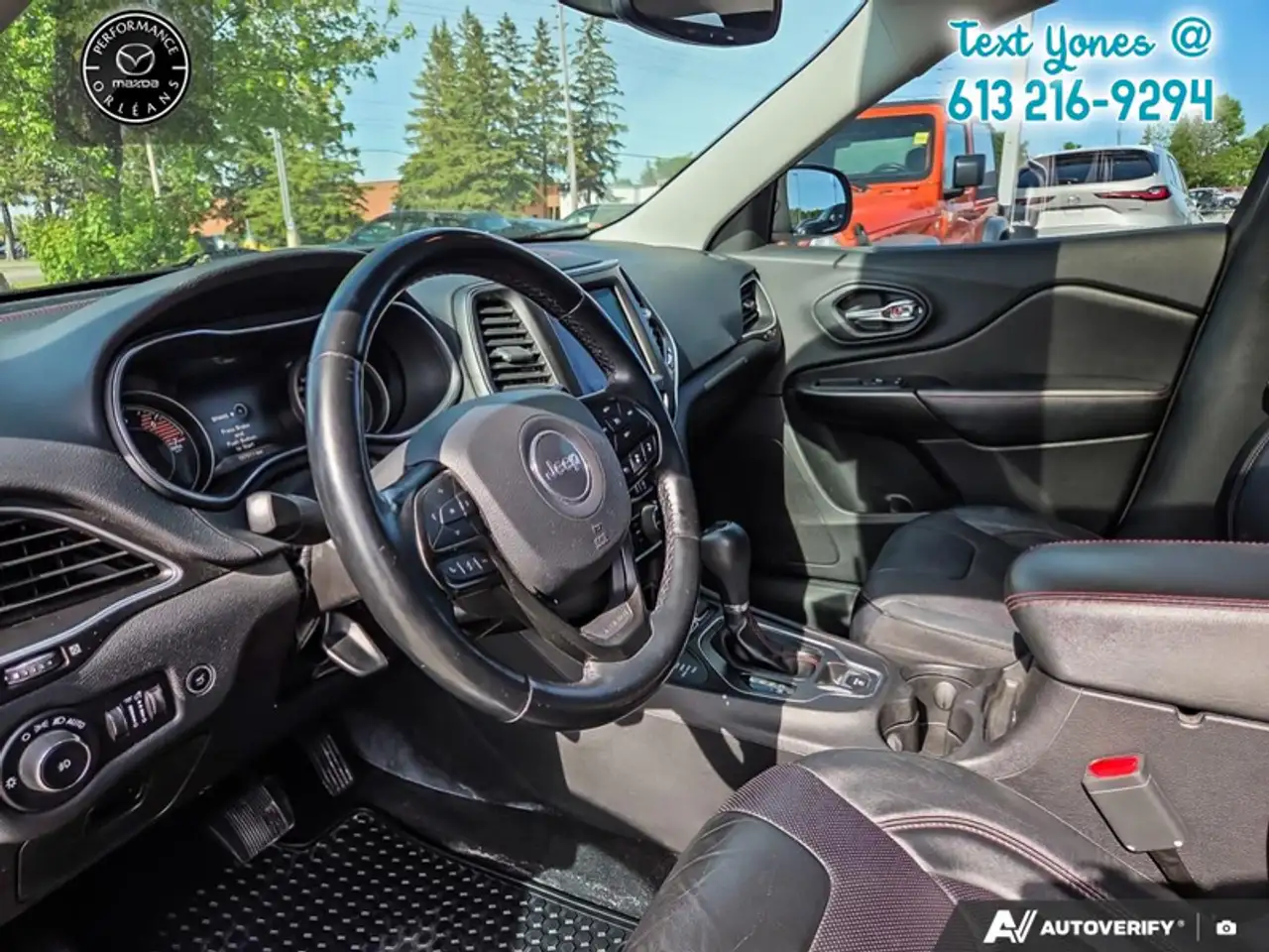 Jeep Cherokee photo Jeep Cherokee