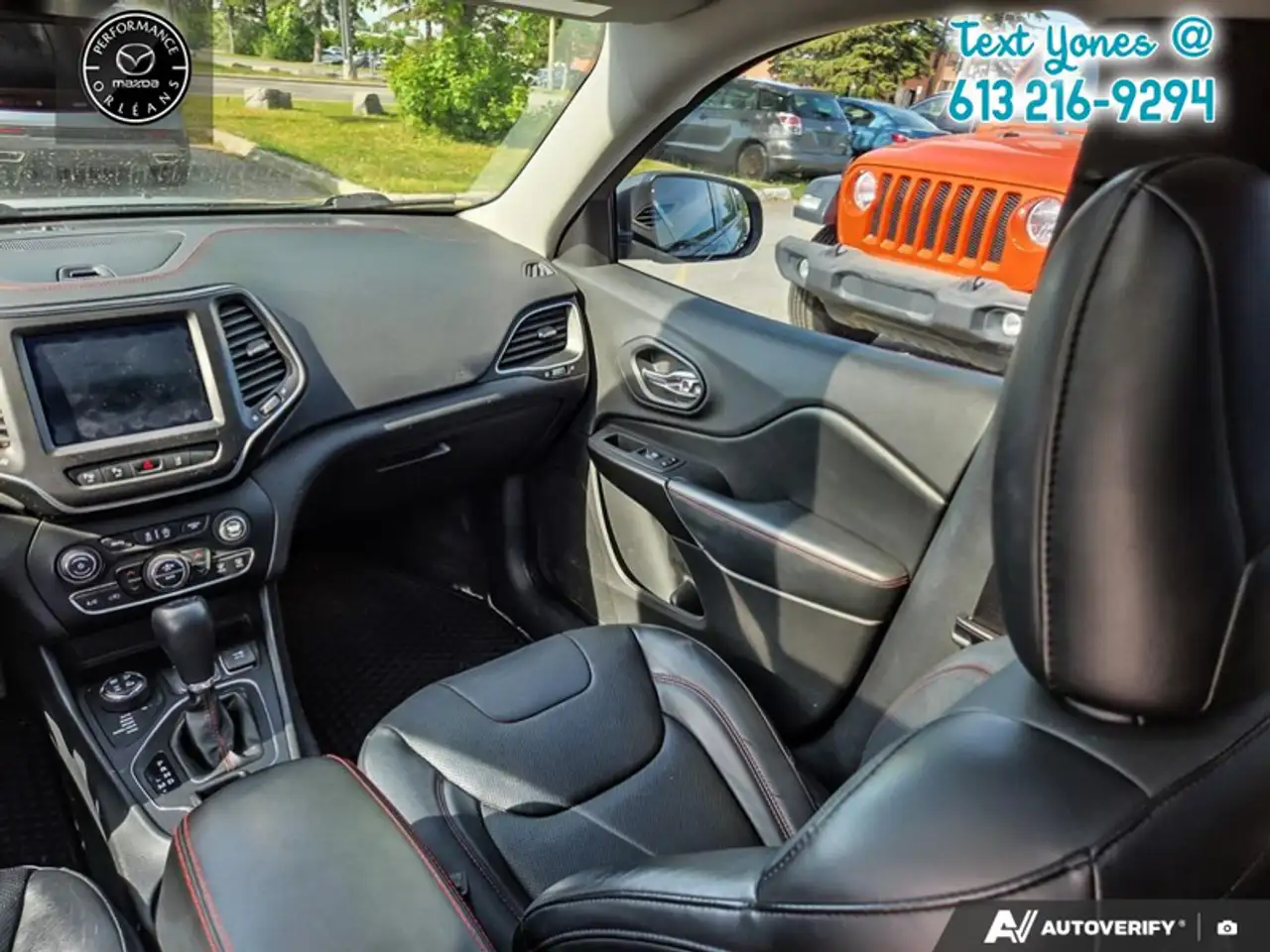 Jeep Cherokee photo Jeep Cherokee