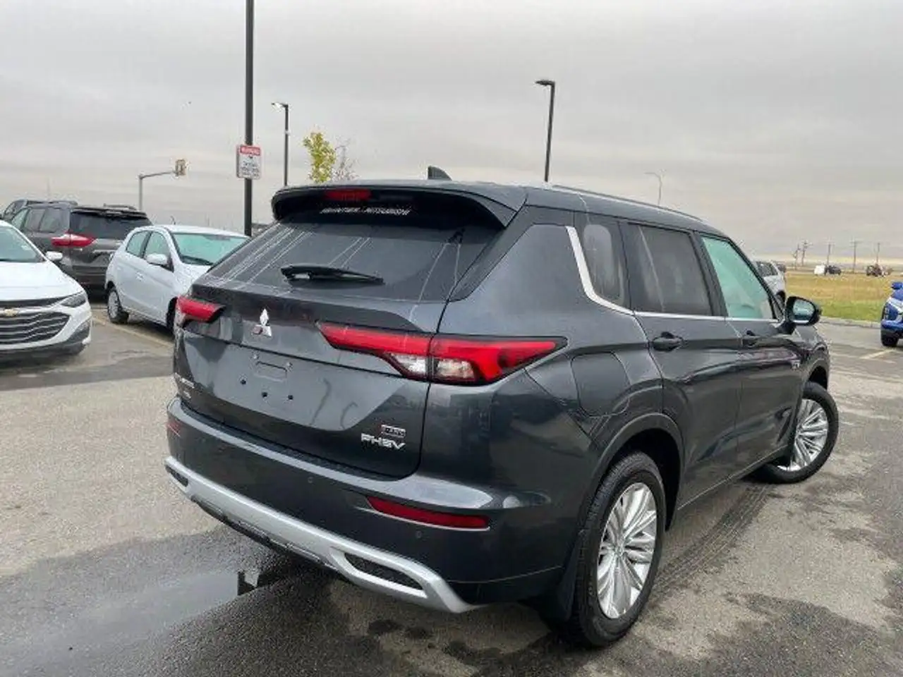 Mitsubishi Outlander снимка Mitsubishi Outlander