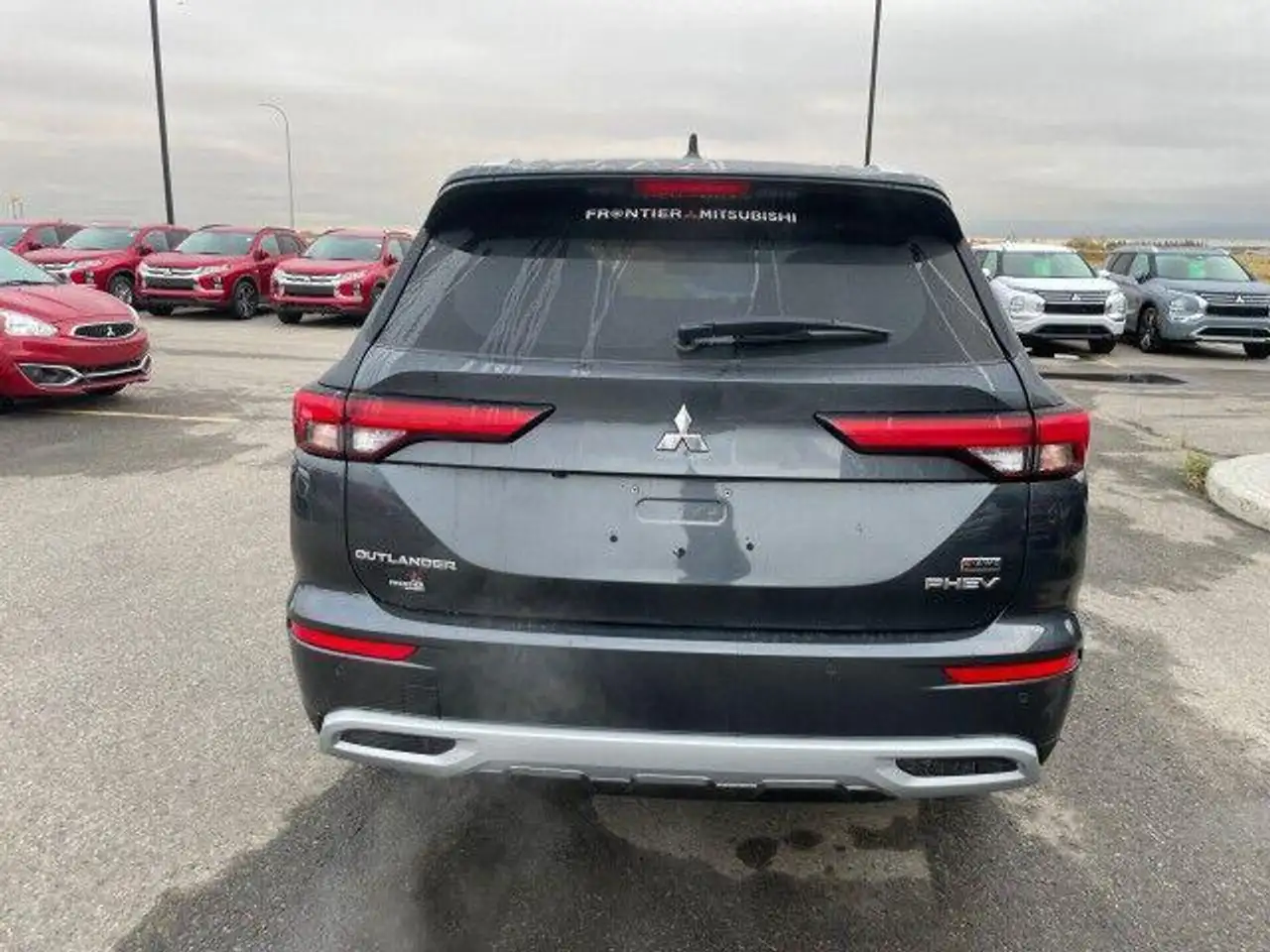 Mitsubishi Outlander снимка Mitsubishi Outlander