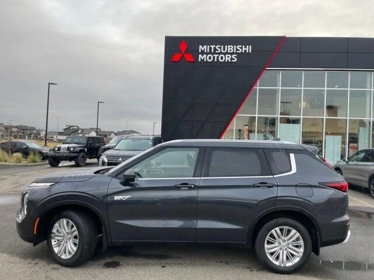 Mitsubishi Outlander снимка Mitsubishi Outlander