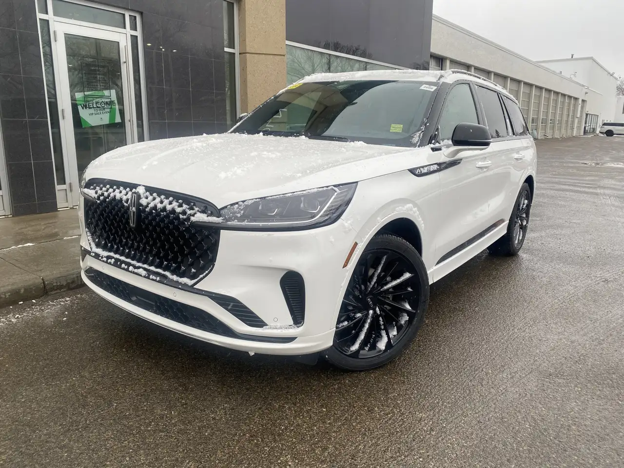 Lincoln Aviator снимка Lincoln Aviator