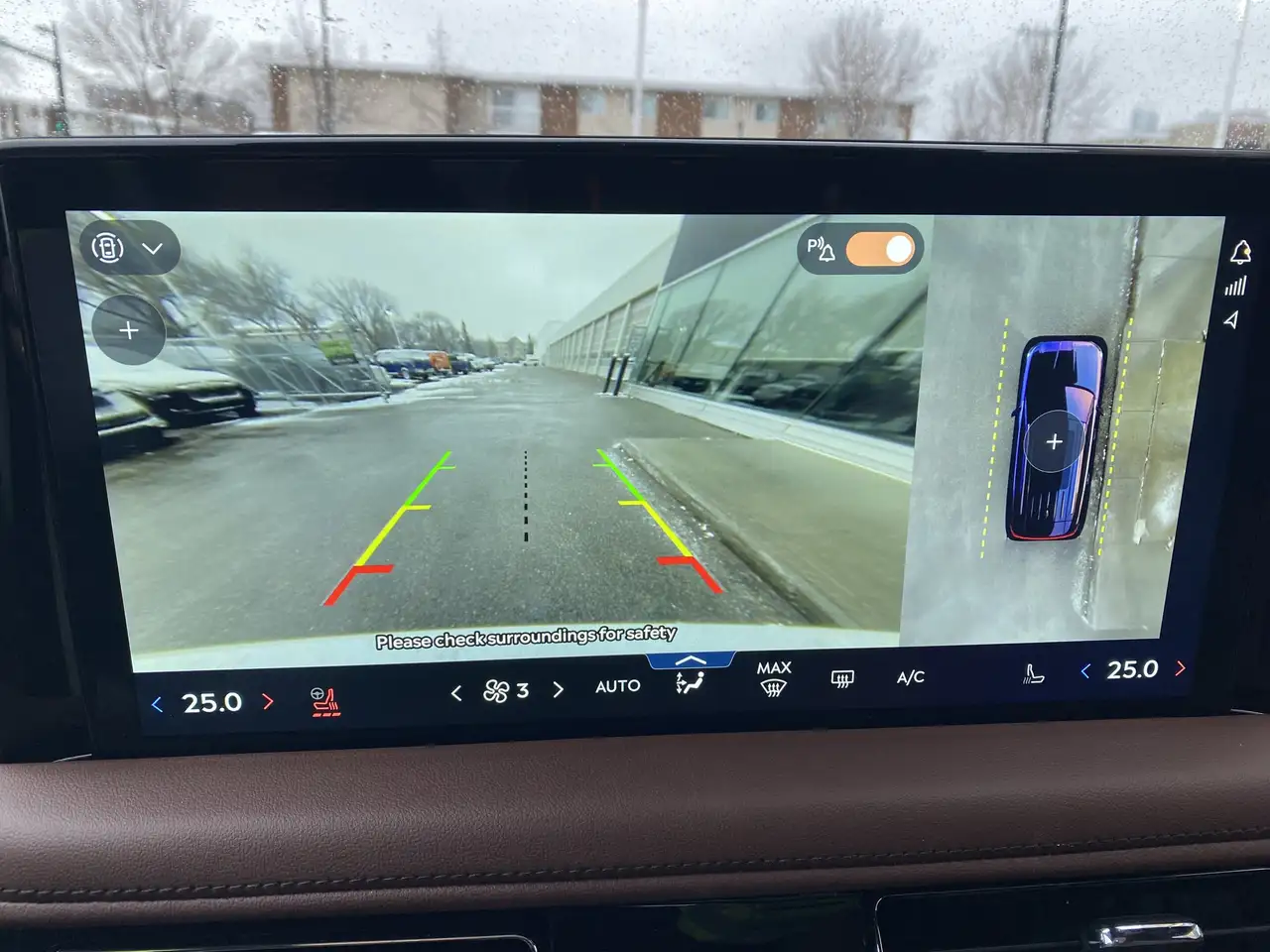 Lincoln Aviator снимка Lincoln Aviator