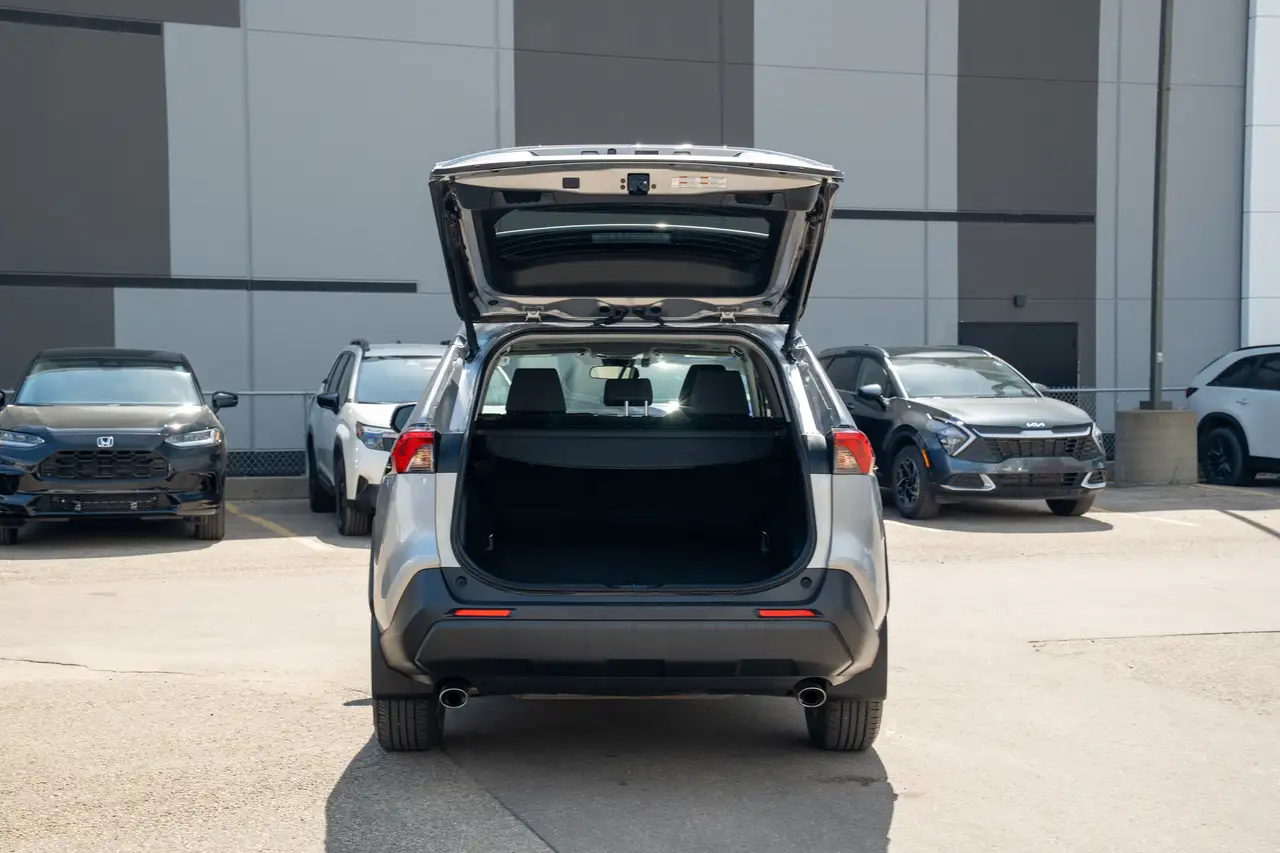 Toyota RAV 4 снимка Toyota RAV 4