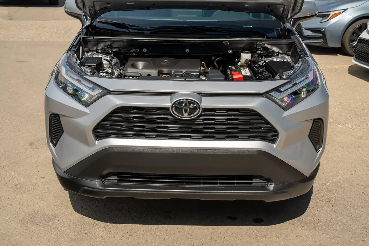Toyota RAV 4 снимка Toyota RAV 4