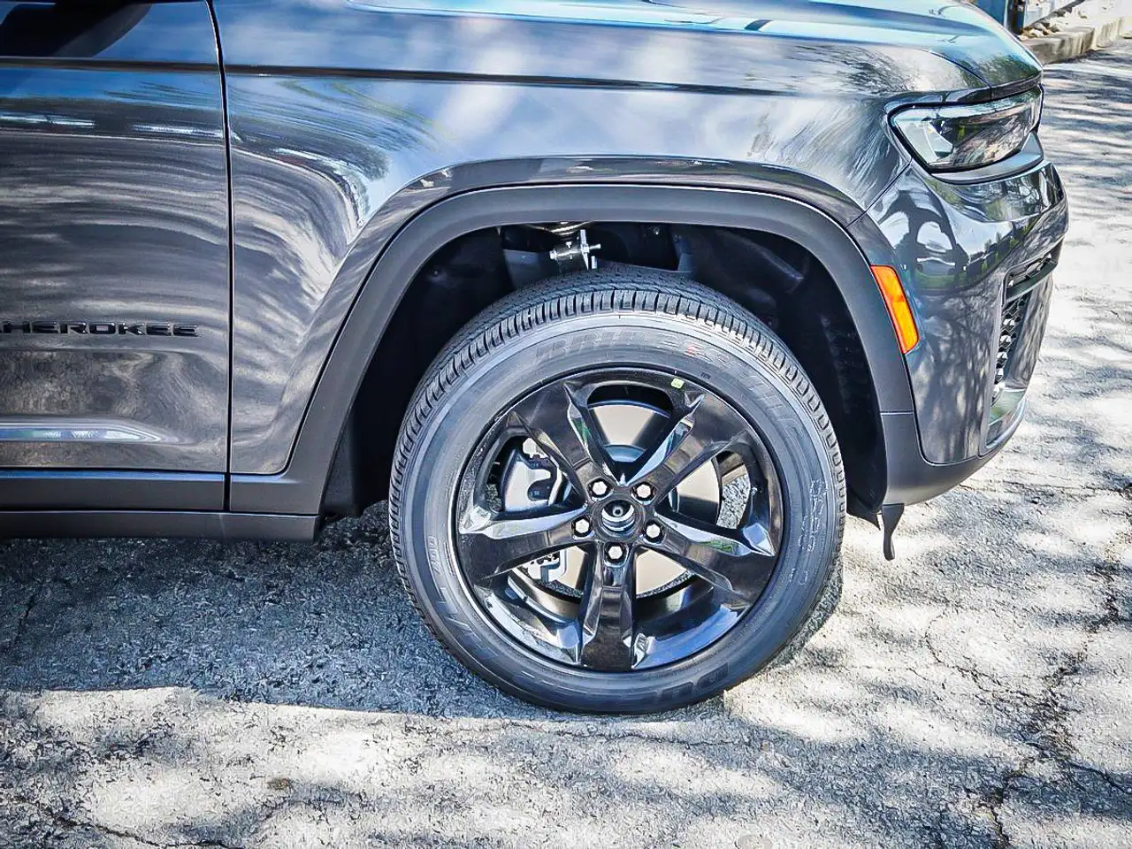 Jeep Grand Cherokee снимка Jeep Grand Cherokee