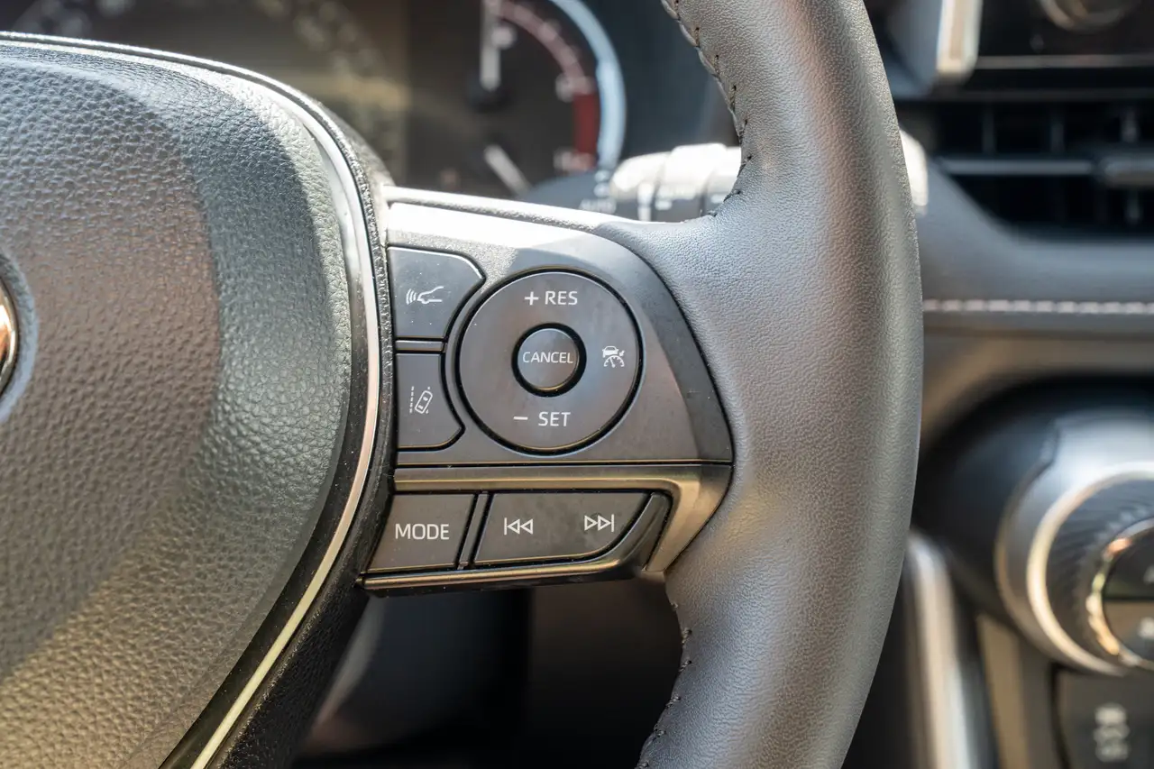 Toyota RAV 4 снимка Toyota RAV 4