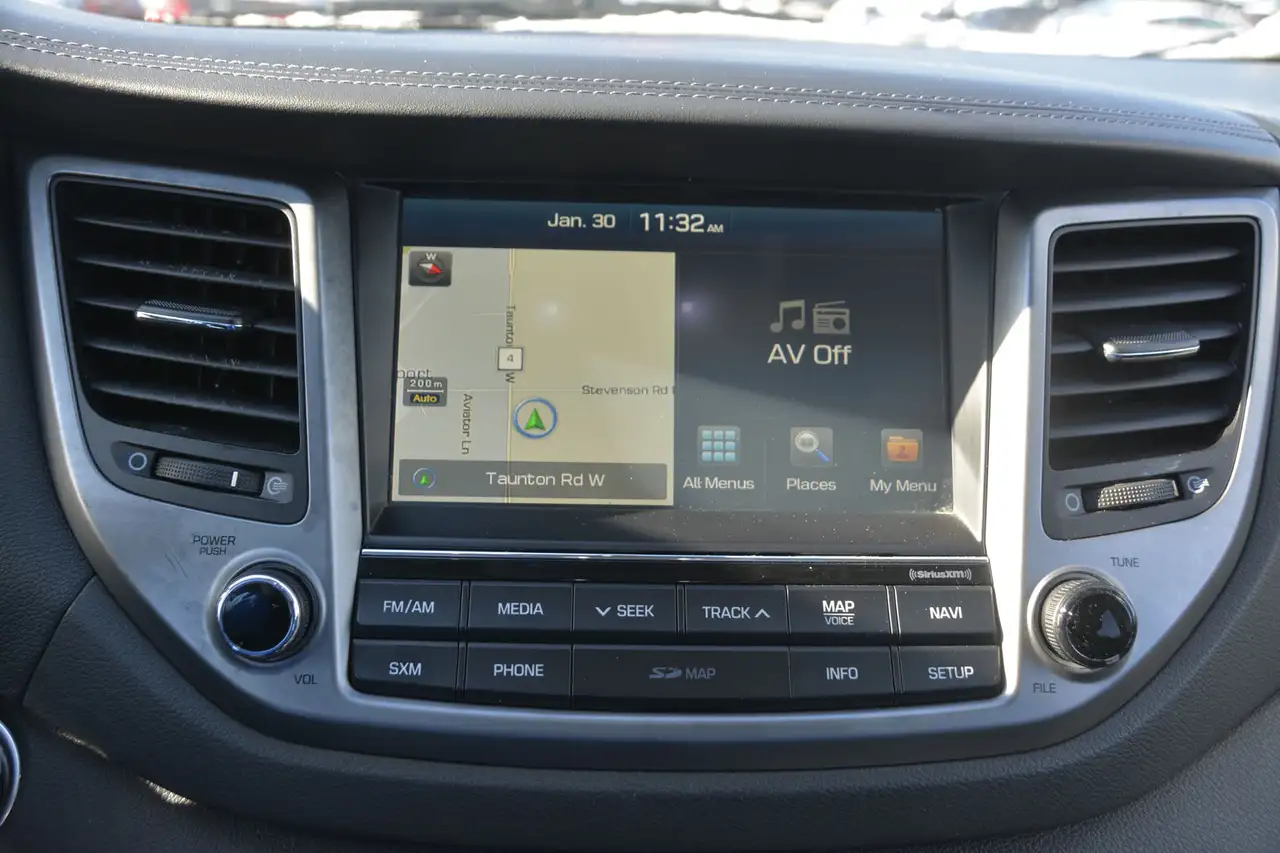 Hyundai TUCSON photo Hyundai TUCSON