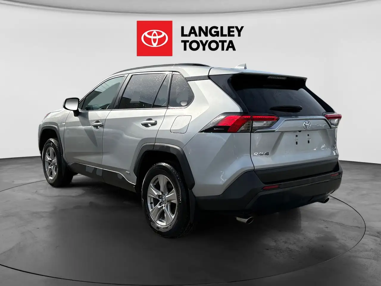 Toyota RAV 4 снимка Toyota RAV 4