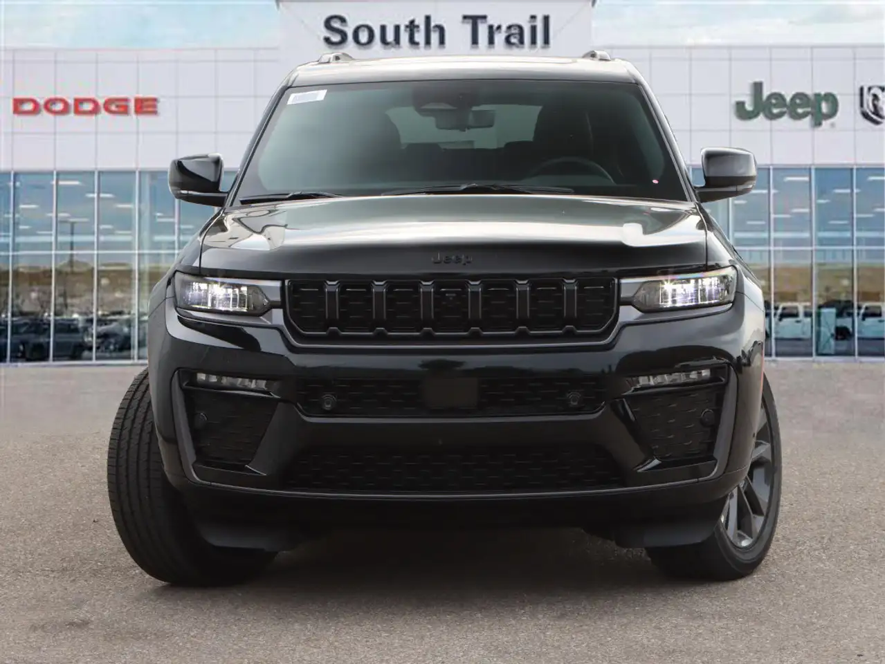 Jeep Grand Cherokee снимка Jeep Grand Cherokee
