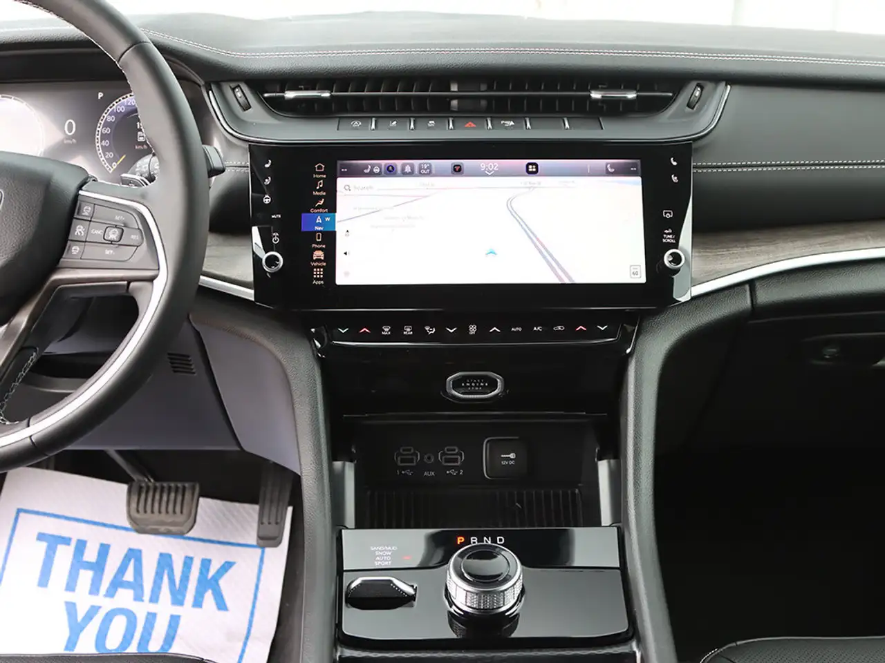 Jeep Grand Cherokee снимка Jeep Grand Cherokee