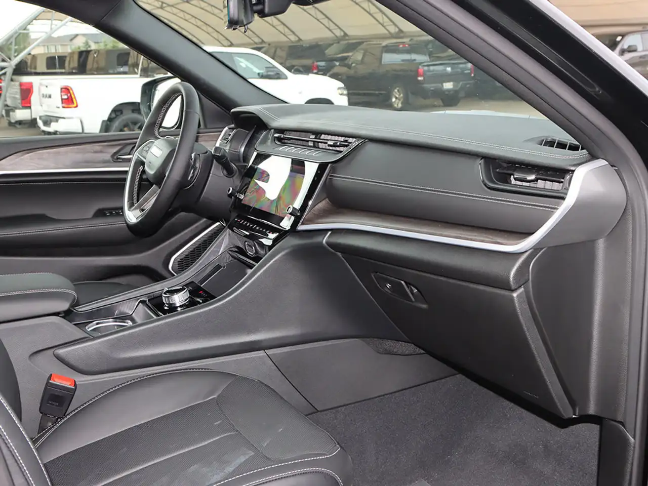 Jeep Grand Cherokee снимка Jeep Grand Cherokee