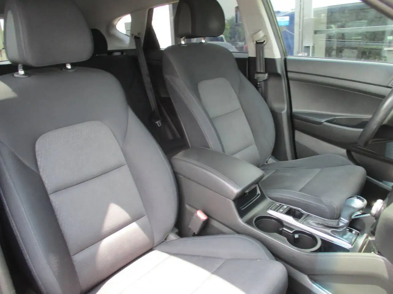 Hyundai TUCSON photo Hyundai TUCSON
