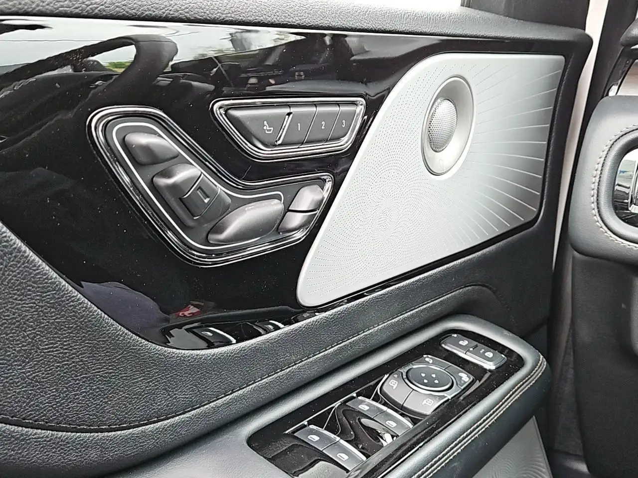 Lincoln Aviator fotografie Lincoln Aviator