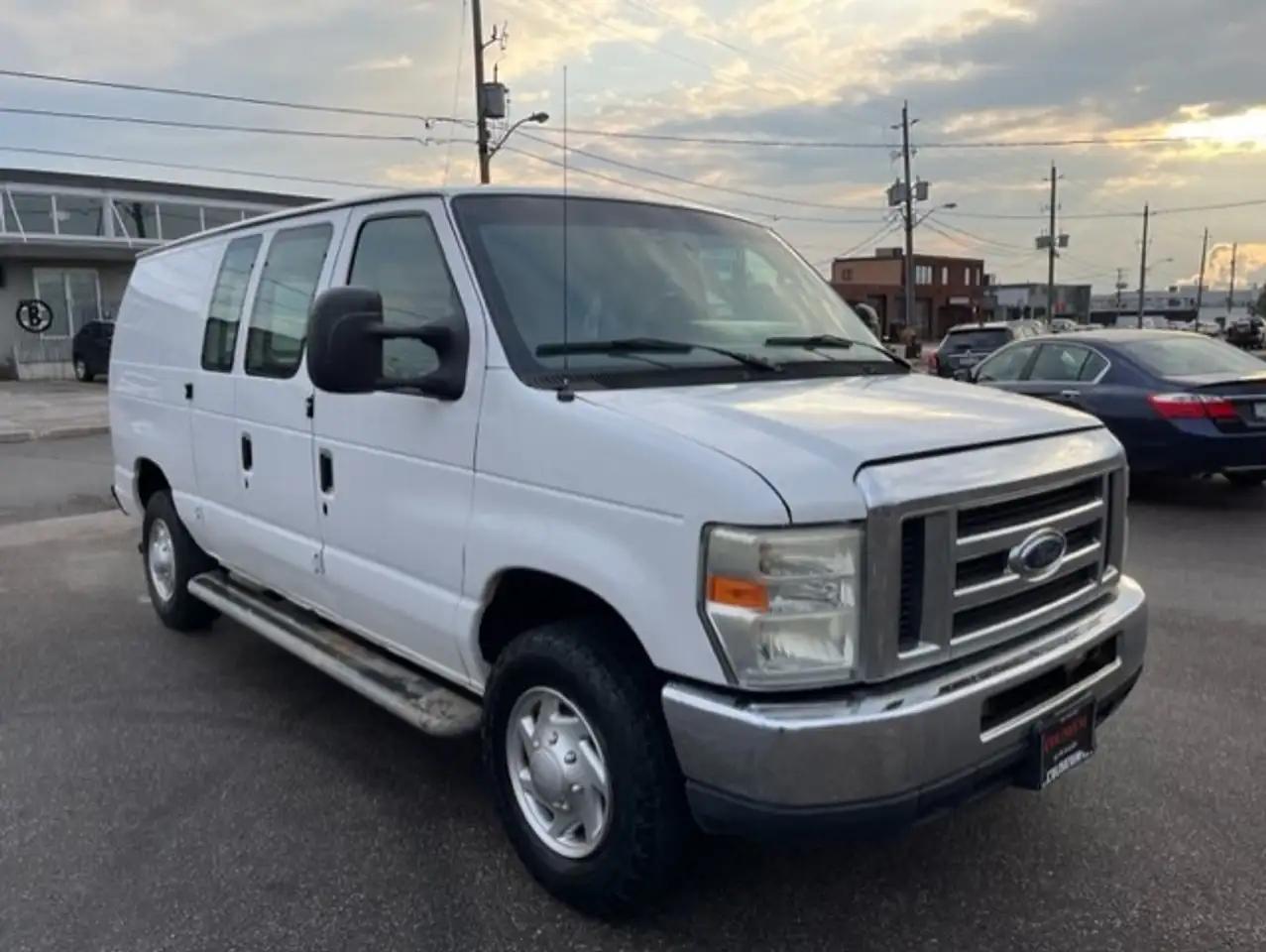 Ford Econoline photo Ford Econoline