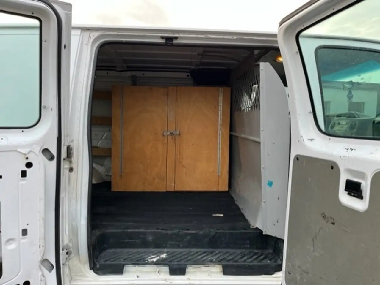 Ford Econoline photo Ford Econoline